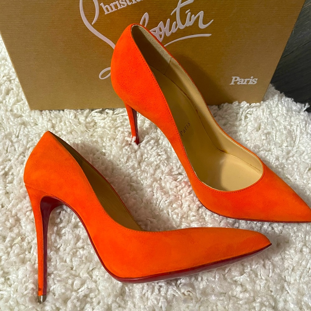 🧡Christian Louboutin Pigalle Follies Suede Sz. 37🧡